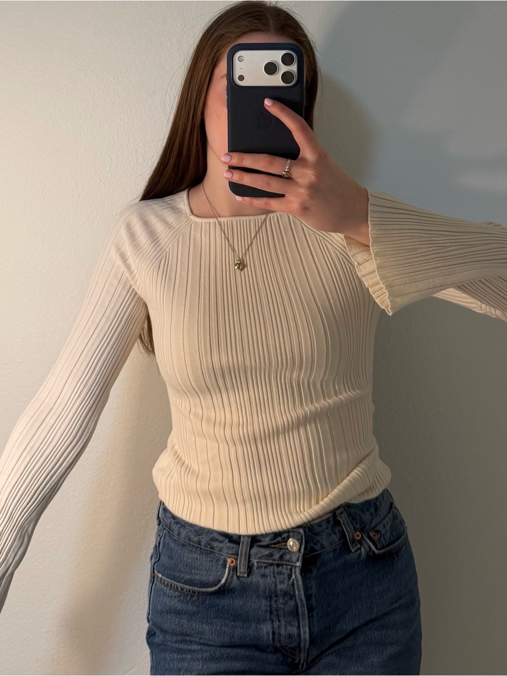 Banana Republic Cream Cece Long Sleeve
Ribbed Top - Picture 4 of 6